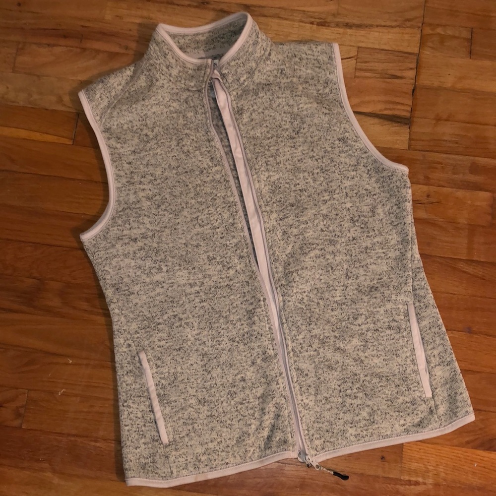 Women’s Magellan outdoors vest